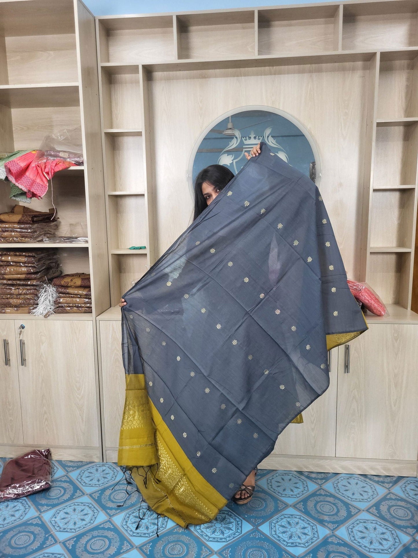 হাফ সিল্ক জামদানি তাঁত কাজের সালোয়ার কামিজ-বাসন্তী+অ্যাশ মিক্স কালার - China To BD Web